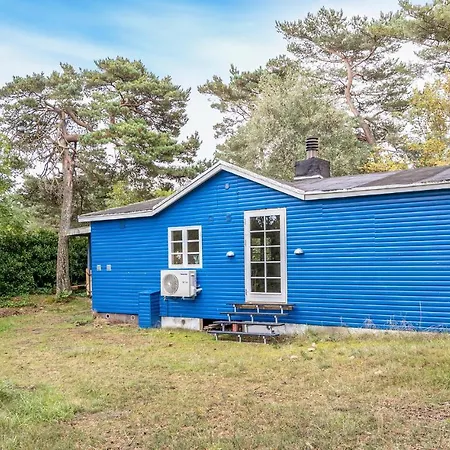 Amazing In W/ 3 Bedrooms Feriehus *