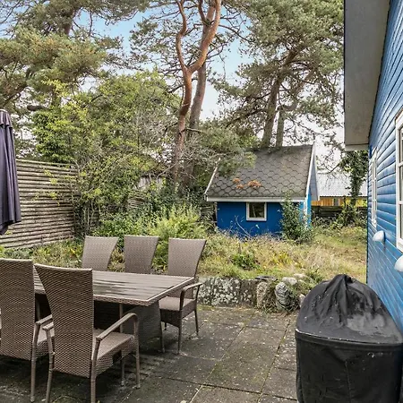 Amazing In W/ 3 Bedrooms Feriehus *